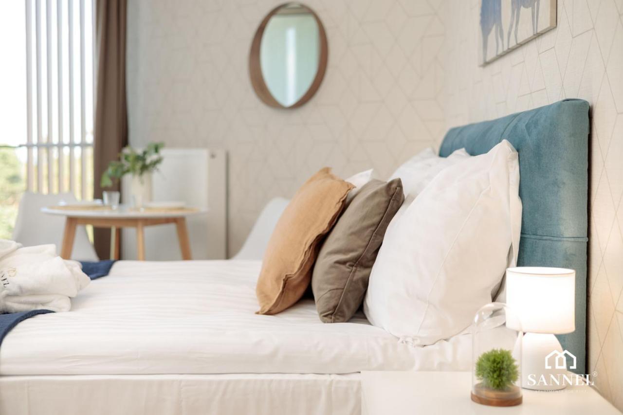 Apartament Horizon Z Dostepem Do Basenow,Strefy Saun,Jacuzzi- Pinea Apartments Pobierowo-Sannel Apartments For Rent 외부 사진